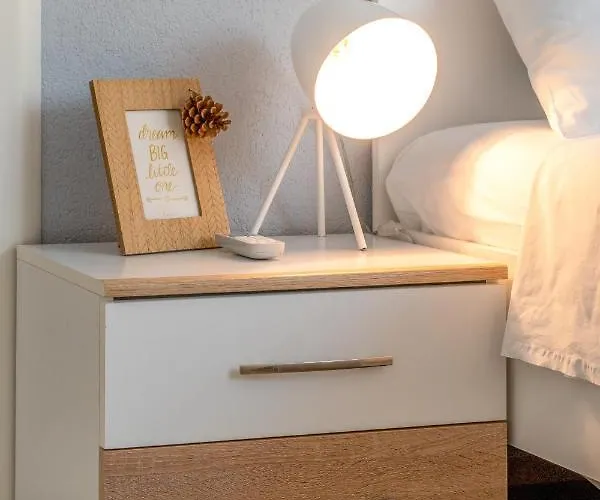 Arya * מאקרסקה